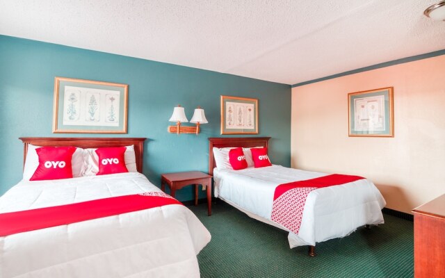 Hotel Fayetteville S Eastern Blvd by OYO Rooms