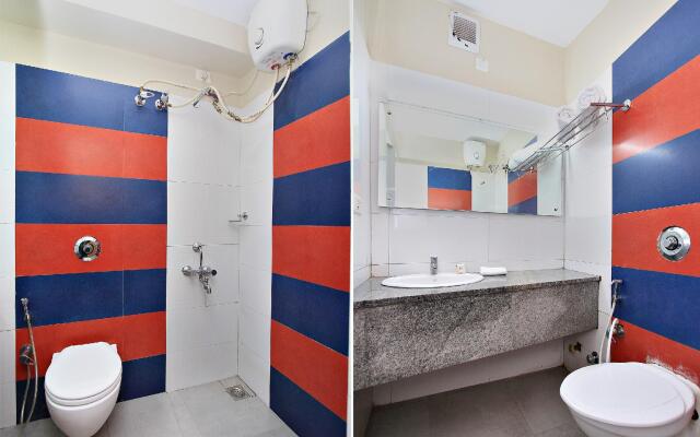 OYO 10950 Hotel Hills Palace