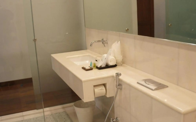 Heeren Palm Suites