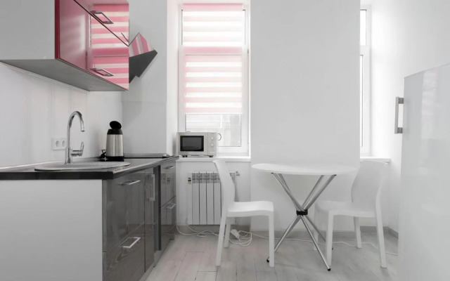 Pushkinskaya "Wine palette"