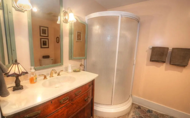 Hidden Springs Bed & Breakfast