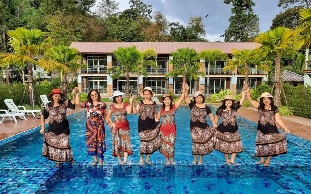 Khaosok Rainforest Resort