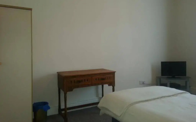 Arman Lodge House