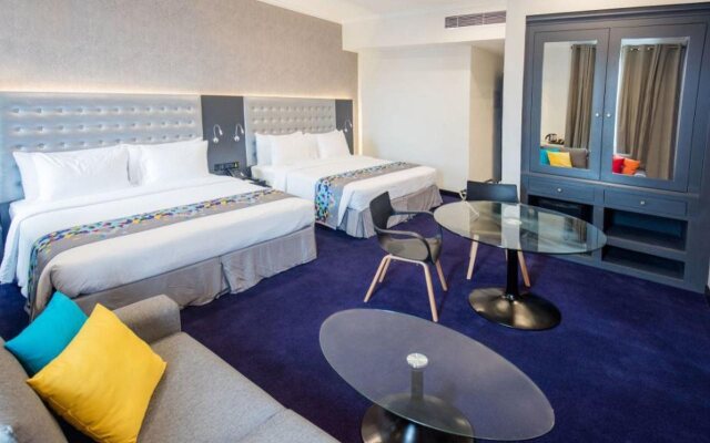 Fairway Colombo - Sri Lanka's First Hotel With Robot Technology