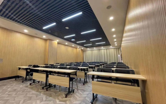 Manxin Hotel Qingdao Zhanqiao