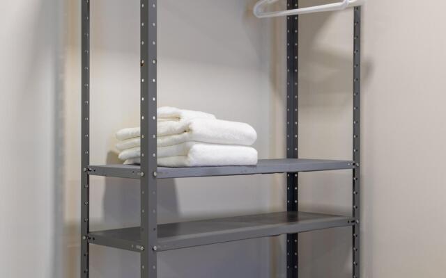 Refuge in Copacabana For 4 People Nsc401