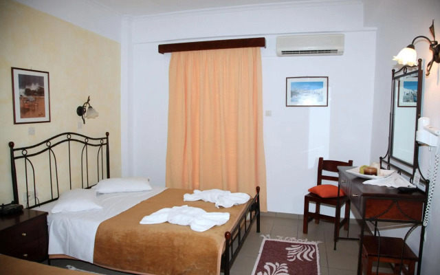 Nikolas Hotel
