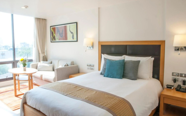 Oakwood Residence Sukhumvit 24 Bangkok
