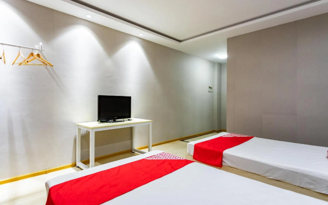The Peach Blossom Island Hotel in OYO Danyang