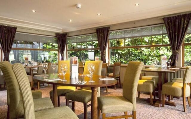Premier Inn Glasgow Airport