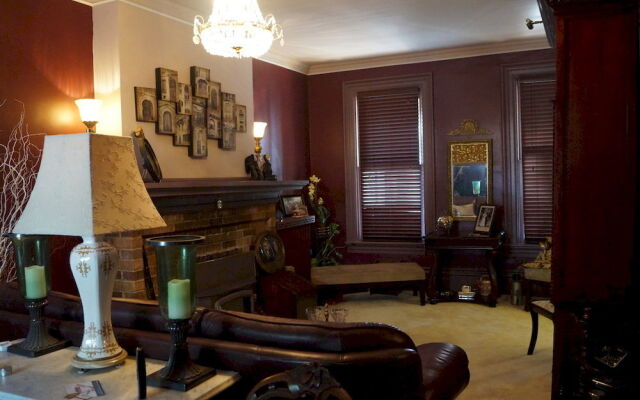 Pine Street Inn B&B