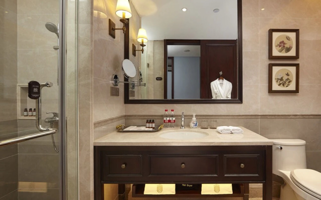 CIMC Executive Apartments