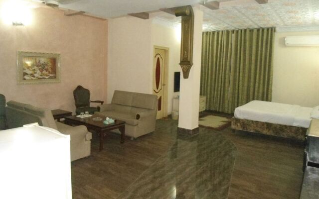 Hotel Mayfair Lahore