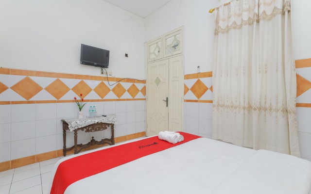 Reddoorz Syariah Mojosari