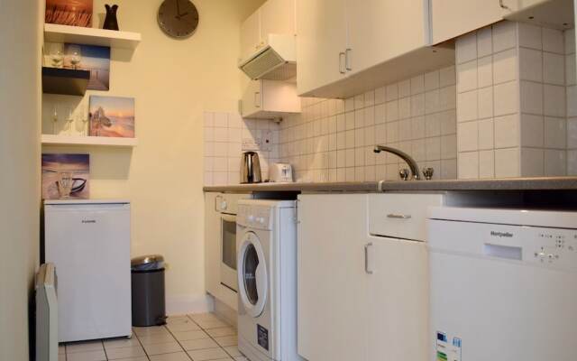 Stunning 2 Bedroom Penthouse In Grand Canal Docks