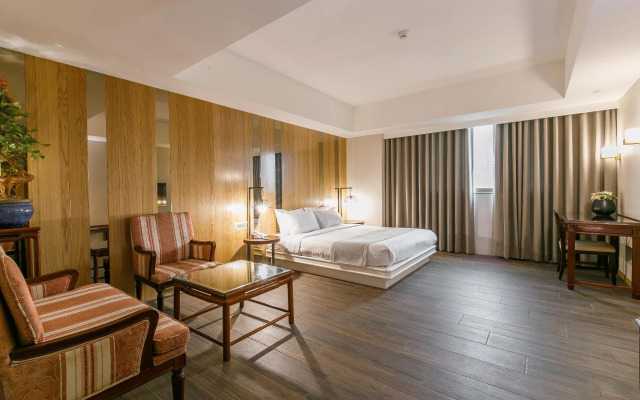 Highness Hotel
