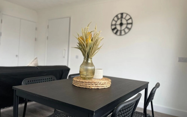 Gerrard Grove is Lovely 2-bed Bungalow in Clacton