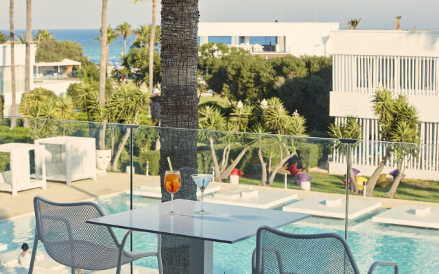 So Nice Club Resort