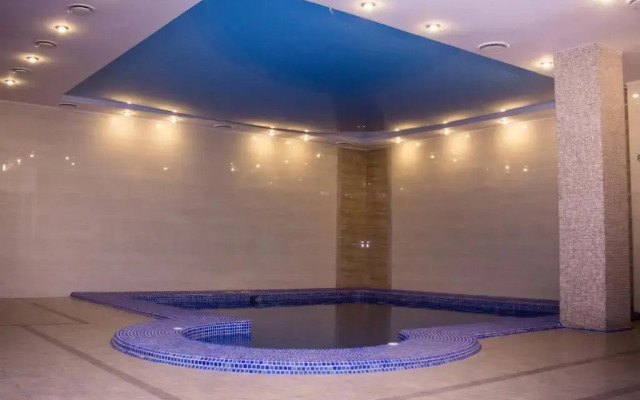 Charos Deluxe Resort & Spa