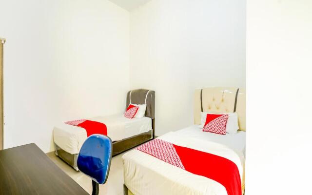 OYO 90595 Ferezsa Kost Syariah