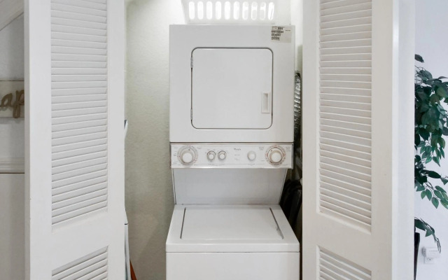 5Br 3Bath Private Townhome 13min Disney 1496ft