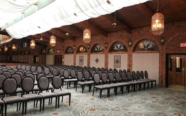 Holiday Inn Chicago SW-Countryside ConfCtr by IHG