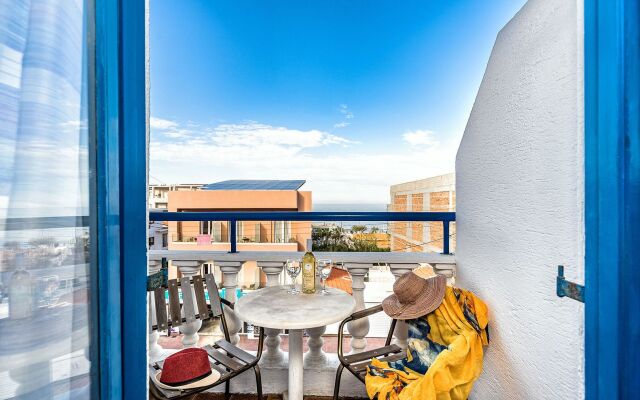 Iro Hotel