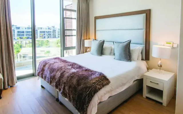 Three Bedroom Apartment - Fully Furnished and Equipped