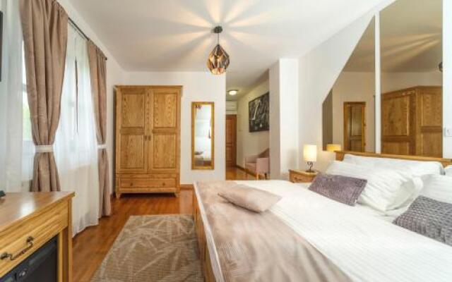 Plitvica River House