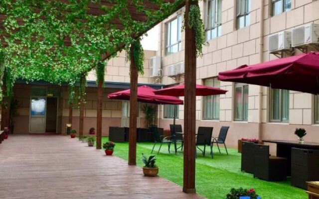 Vienna Hotel Shanghai Wild Animal Park