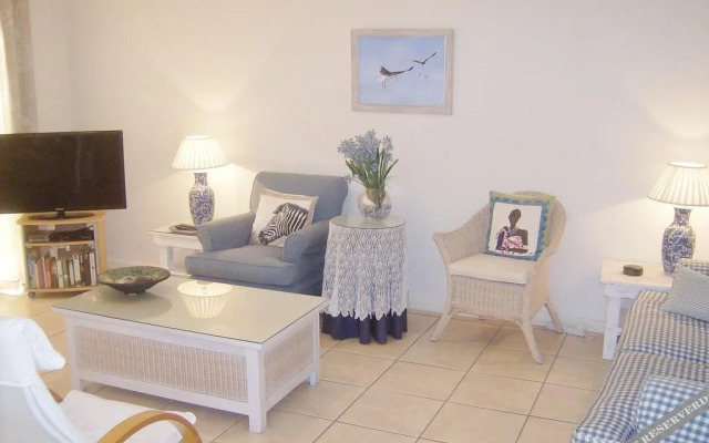 8 Little Paradise Self Catering