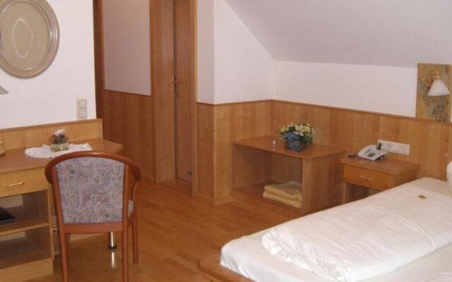 Gasthof - Pension Linder