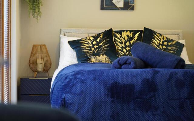 Tiny Home - 1 Bed Luxury Apt
