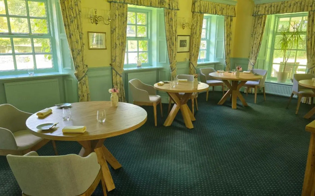 Tyddyn Llan Restaurant with Rooms