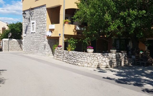 Apartment Stosa - with parking : A2 Nin, Zadar riviera