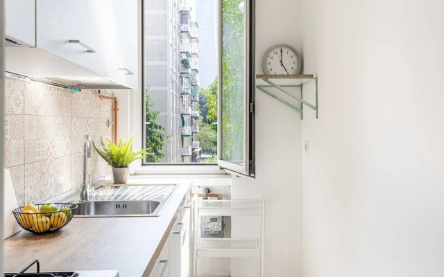 JOIVY Adorable Flat W/ Balcony