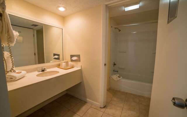 Seahaven Beach Hotel