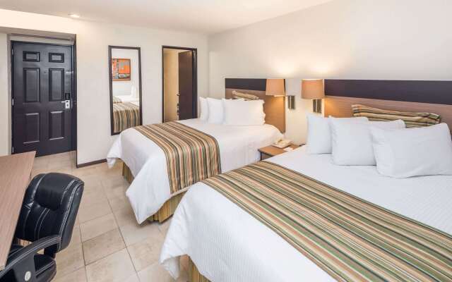 Ramada by Wyndham Hola Culiacan