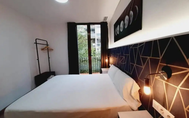 Hostal Laia by gaiarooms