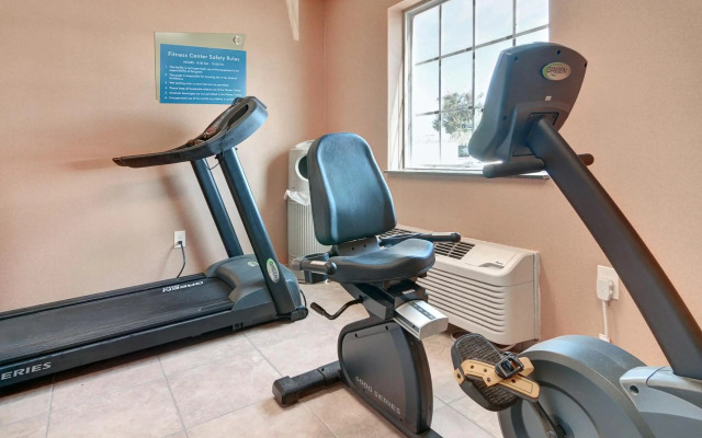 Cobblestone Inn & Suites – Big Lake