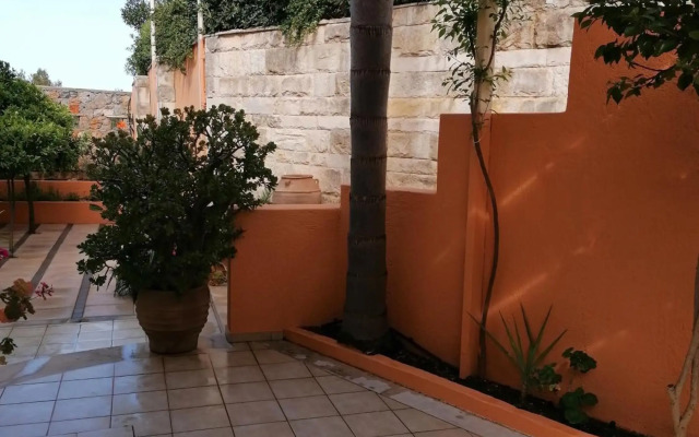 Villiana Holiday Apartments