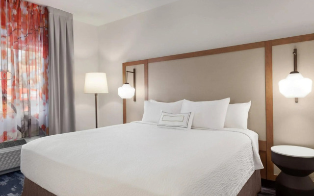 Fairfield Inn by Marriott Visalia Sequoia