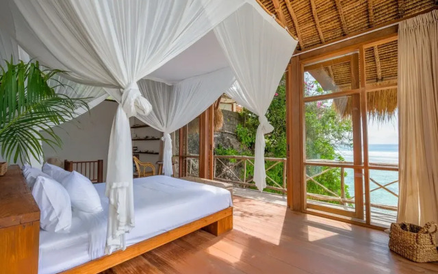 Uluwatu Surf Shack