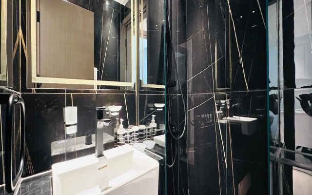 OYO HOME 1479 Premium 1-bed Apartment