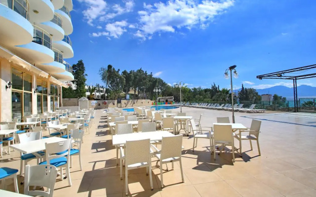 Arora Hotel