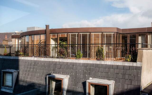 Rooftop 3Br Ph-Indoor Sauna In Dublin