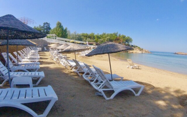 Rainbow Bay Ozdere Beach Hotel