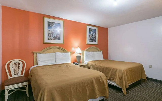 Hilcrest Inn & Suites