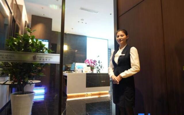 Three Hotel