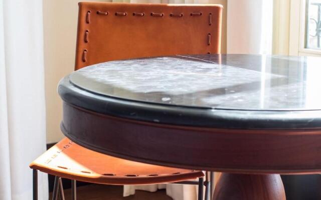 American Trade Hotel